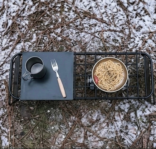 Handig opvouwbare tafel. Ideaal tijdens het koken.