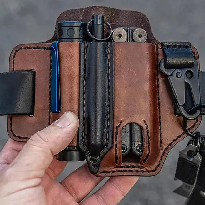 EDC Tactische leren gereedschapsriem met meerdere vakken, perfect voor het opbergen van multitools.